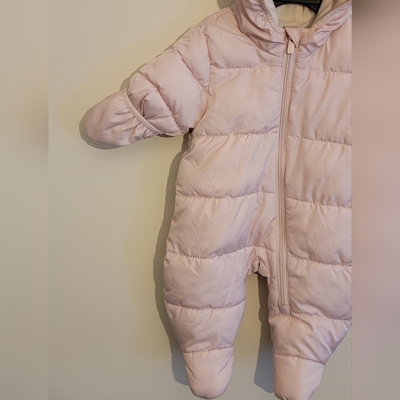 OLD NAVY Pink Puffer Snowsuit - Picture 3 of 5
